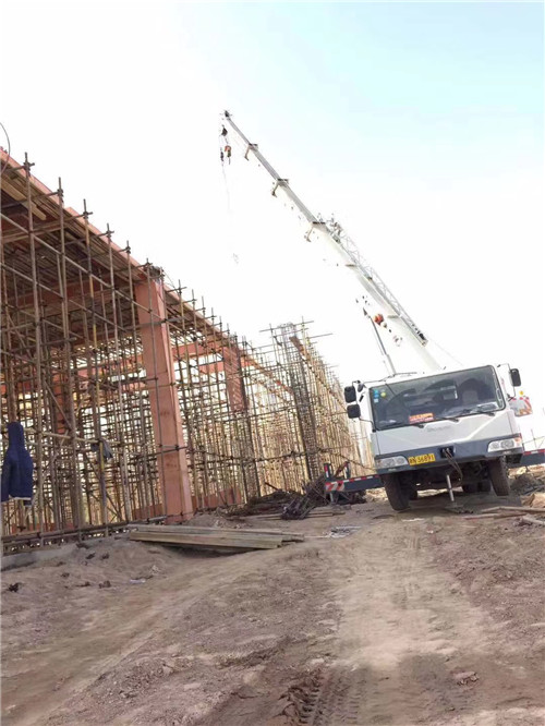 魏都区25 吨、50 吨吊车怎么选？多大重量 / 半径适合对应车型？