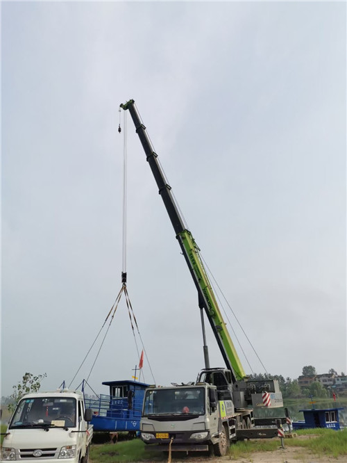 魏都区桥梁建设吊装案例